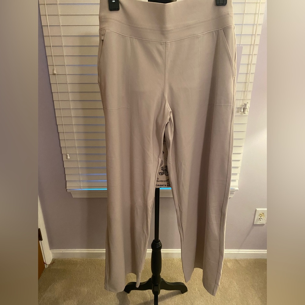 Athleta Women's Beige Straight Leg Pants